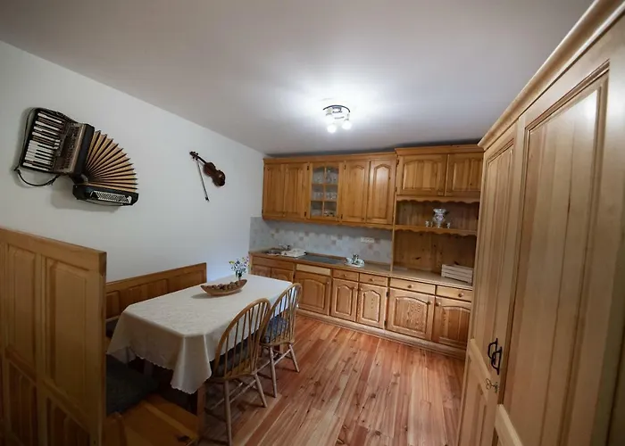 Turisticna Kmetija Cercek Alojamento de Turismo Rural *